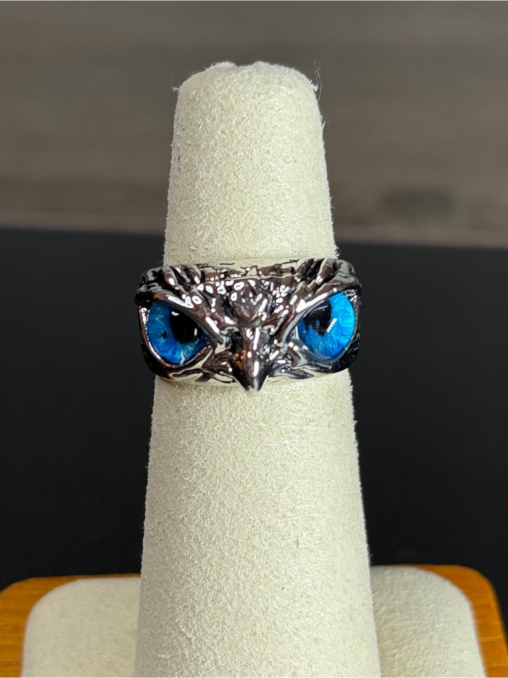 925 Sterling Silver Owl-Head Ring with Bright Blue Eyes